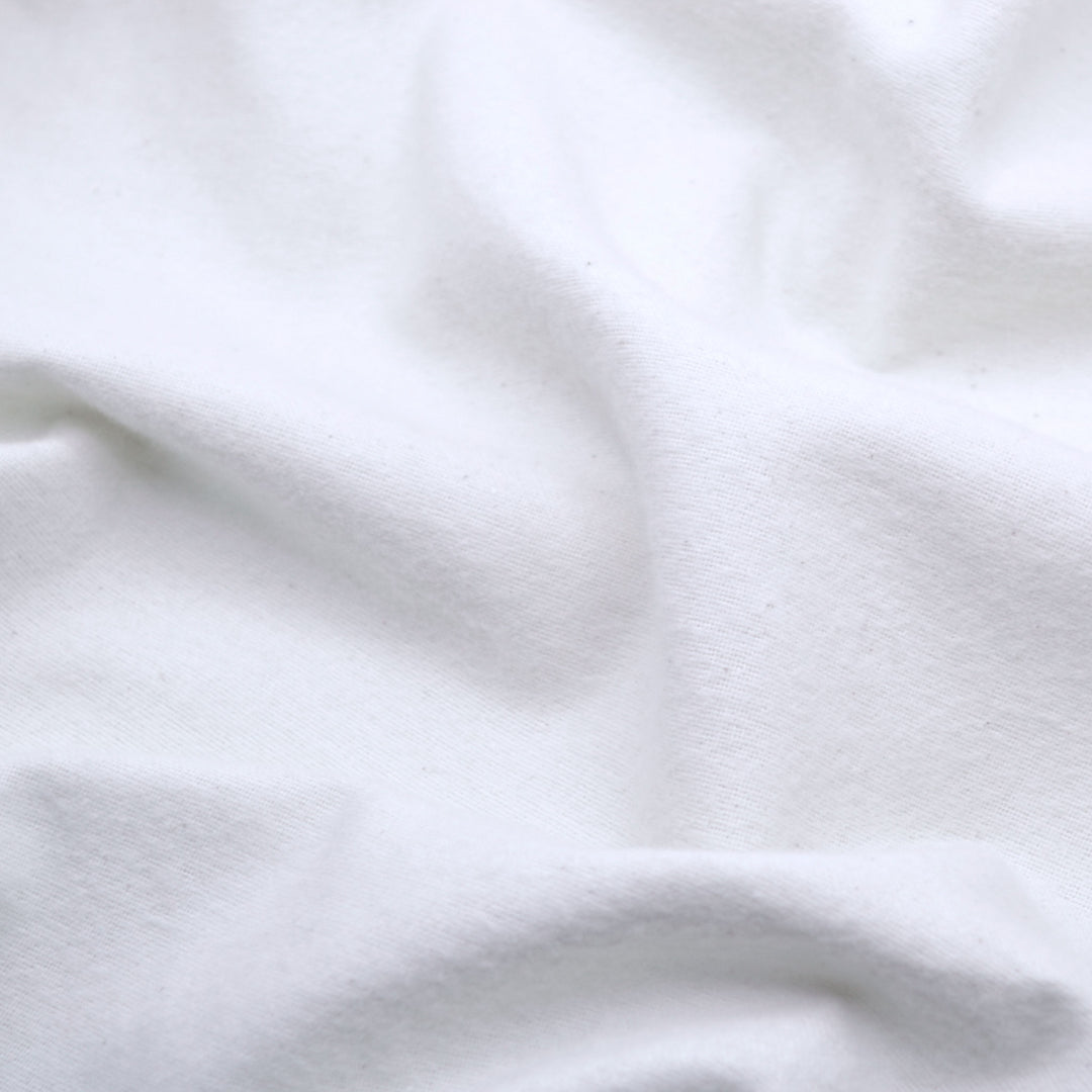 Dekomolton Meterware 160g/m² weiß F0001